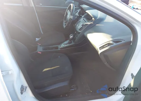 2015 Ford Focus S z USA, uszkodzony, nr VIN 1FADP3E23FL362393